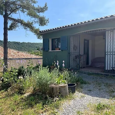 Villa Cosy Sun-drenched Home, 5 Min Walk To Les Vans